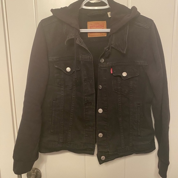 Levi’s denim jacket
